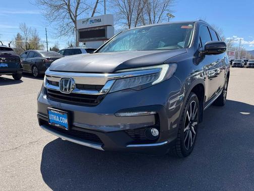 Modern Steel Metallic 2021 Honda Pilot Touring 7-Passenger