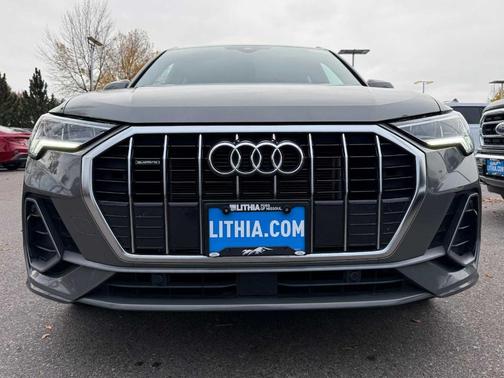 2023 Audi Q3 45 S line Premium