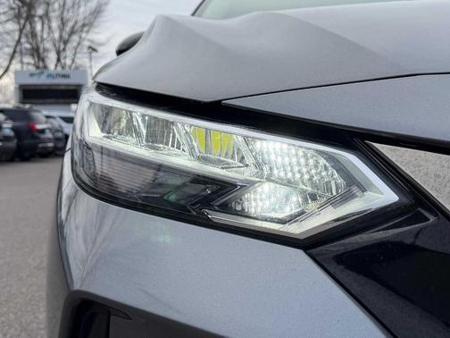2020 Nissan Sentra SR