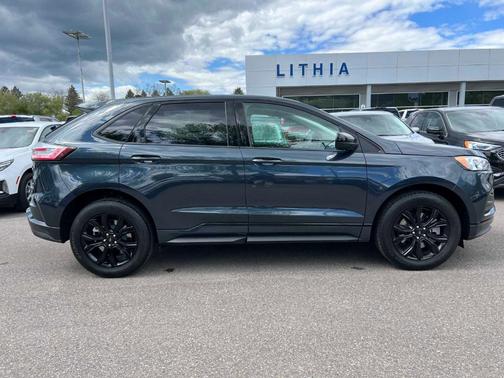 2024 Ford Edge SE