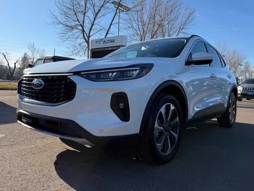 2025 Ford Escape Platinum