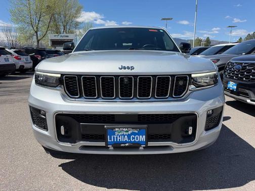 Silver Zynith 2022 Jeep Grand Cherokee L Overland