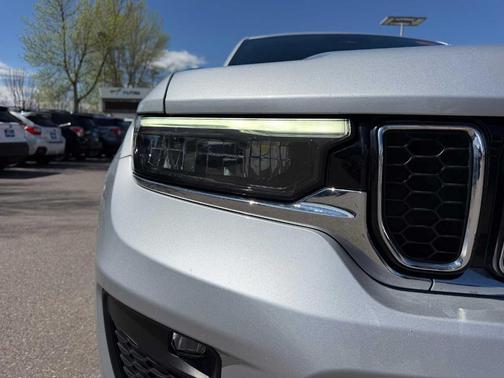 Silver Zynith 2022 Jeep Grand Cherokee L Overland