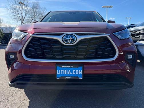 2022 Toyota Highlander Hybrid LE