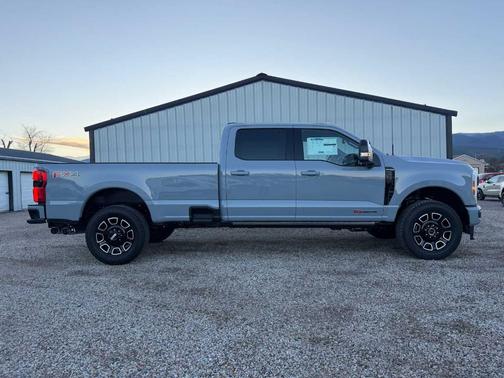 2026 Ford F-350 Platinum