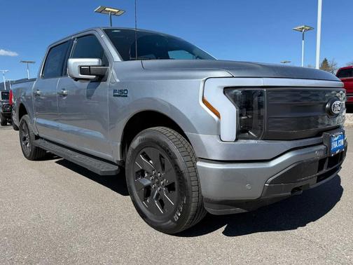 2024 Ford F-150 Lightning LARIAT