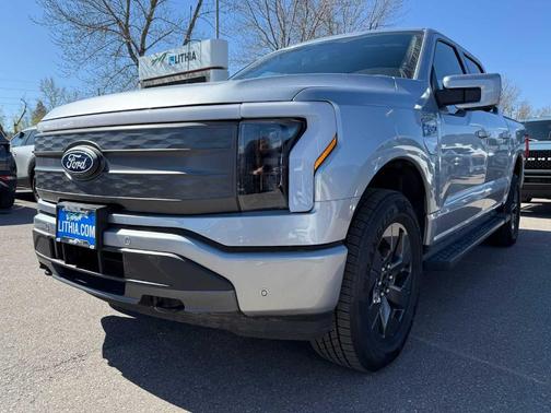2024 Ford F-150 Lightning LARIAT
