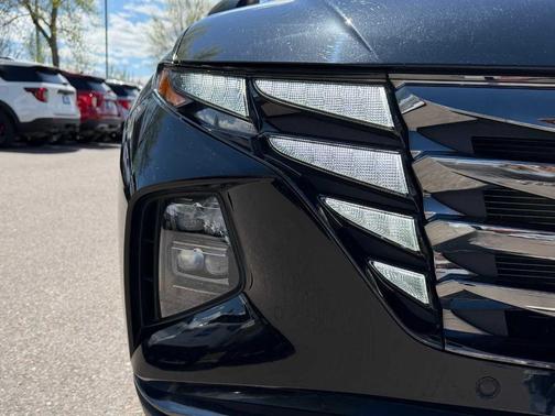 Phantom Black 2023 Hyundai TUCSON Limited