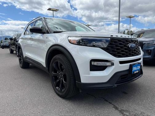 2023 Ford Explorer ST-Line