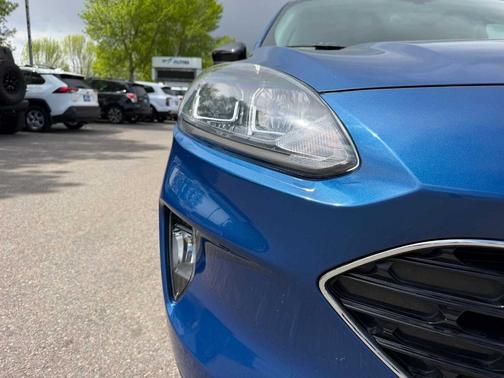 Atlas Blue Metallic 2022 Ford Escape SEL