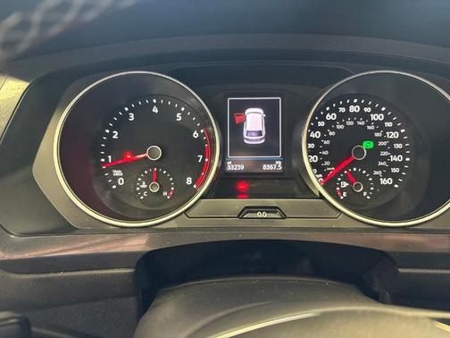 Pure White 2021 Volkswagen Tiguan 2.0T SE