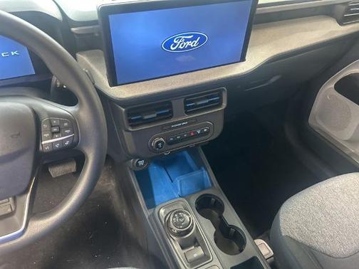 SPACE WHITE METALLIC 2025 Ford Maverick XLT