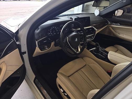 2017 BMW 540 i xDrive