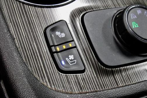 White Frost Tri-Coat 2020 GMC Acadia SLT