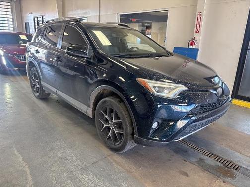 2018 Toyota RAV4 SE