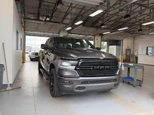 Crystal Metallic 2024 RAM 1500 LARAMIE