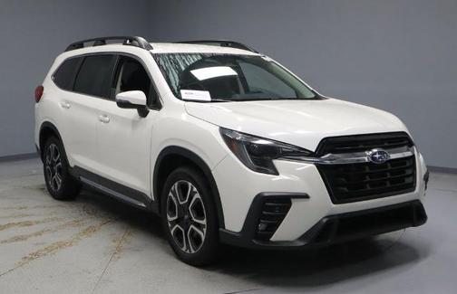 Crystal White Pearl 2023 Subaru Ascent LIMITED 7-PASSENGER