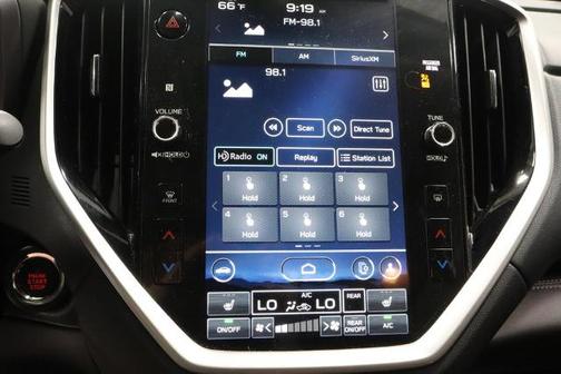 Crystal White Pearl 2023 Subaru Ascent LIMITED 7-PASSENGER