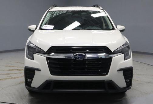Crystal White Pearl 2023 Subaru Ascent LIMITED 7-PASSENGER