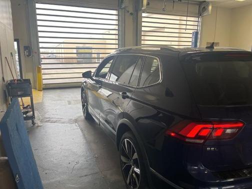 2022 Volkswagen Tiguan 2.0T SEL R-LINE