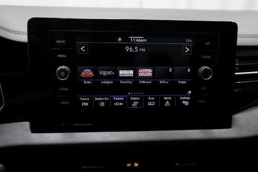 Kings Red Metallic 2025 Volkswagen Jetta 1.5T SE