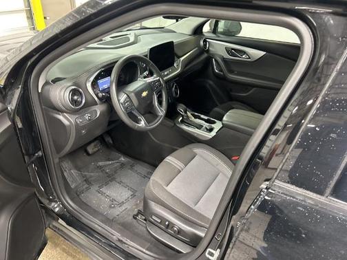 2023 Chevrolet Blazer LT W/2LT