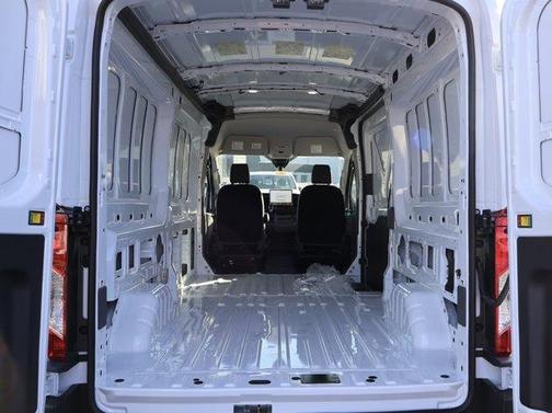 2026 Ford Transit-250 148 WB Medium Roof Cargo
