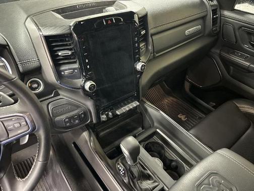Patriot Blue Pearlcoat 2023 RAM 1500 LARAMIE