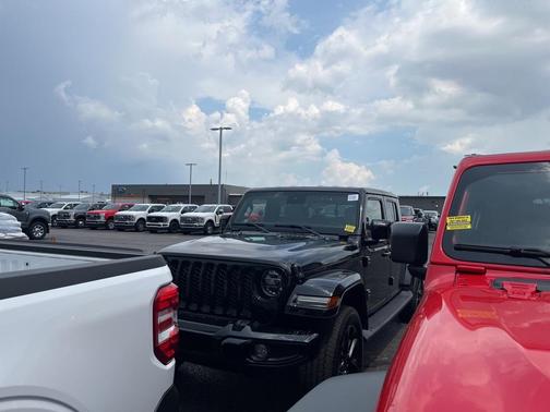 2021 Jeep Gladiator Overland