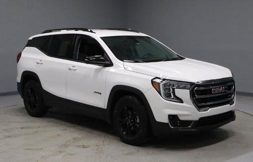 Summit White 2022 GMC Terrain AT4