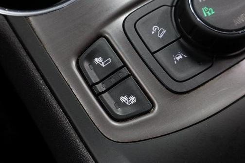 Summit White 2022 GMC Terrain AT4