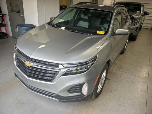 Sterling Gray Metallic 2023 Chevrolet Equinox LT W/1LT
