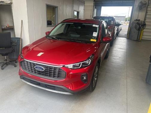 RAPID RED MET TINTED CC 2025 Ford Escape PLATINUM