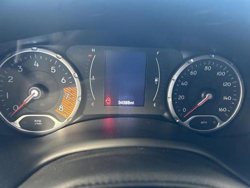 Black Clearcoat 2023 Jeep Renegade LATITUDE