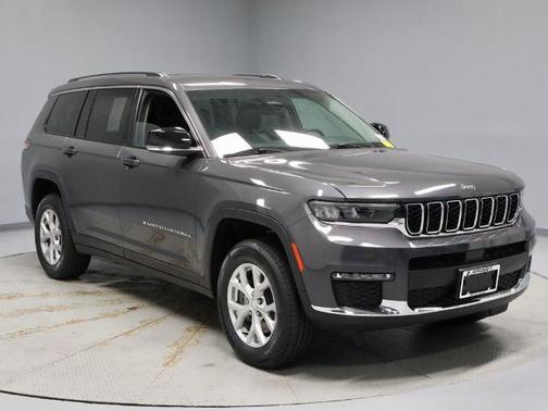 Metallic 2023 Jeep Grand Cherokee LIMITED