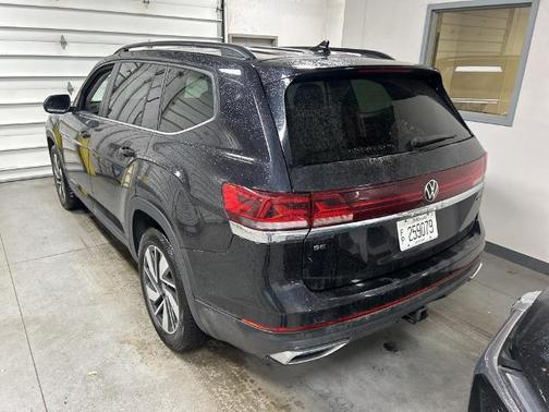2024 Volkswagen Atlas 2.0T SE