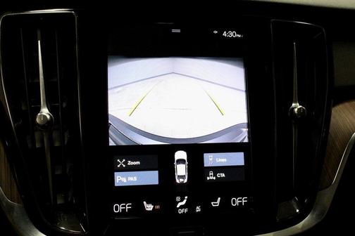 2021 Volvo S60 T5 Momentum