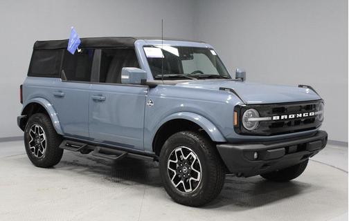 2023 Ford Bronco Outer Banks