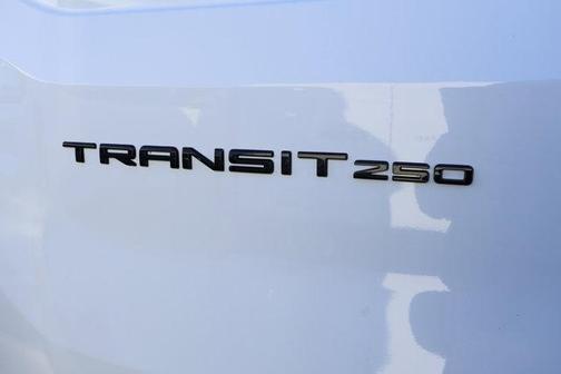 2026 Ford Transit-250 148 WB Medium Roof Cargo