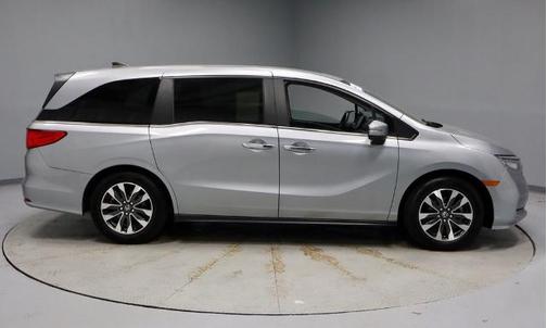 Lunar Silver Metallic 2024 Honda Odyssey EX-L
