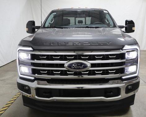 2025 Ford F-350 Lariat Super Duty