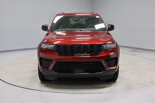 2024 Jeep Grand Cherokee LAREDO