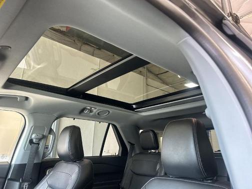 CARBONIZED GRAY METALLIC 2023 Ford Explorer LIMITED