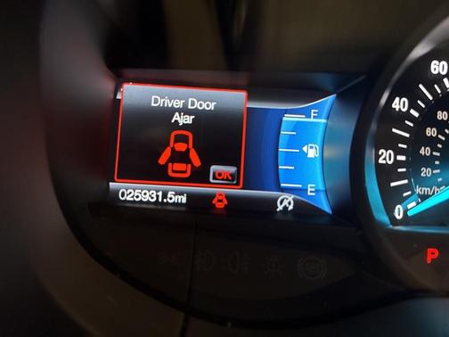2022 Ford Edge SE