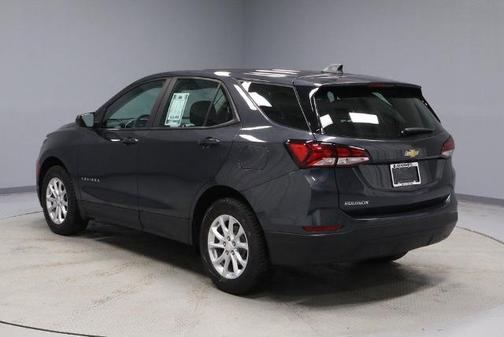 Gray 2022 Chevrolet Equinox LS