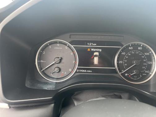 2024 Mitsubishi Outlander ES