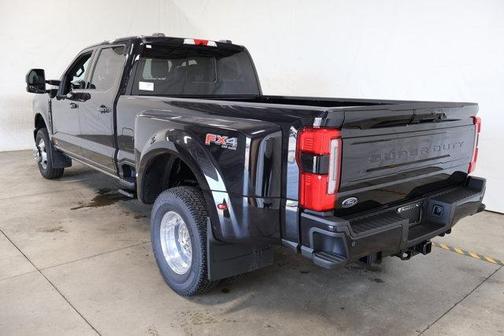 2025 Ford F-350 Platinum