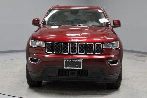 2022 Jeep Grand Cherokee LAREDO