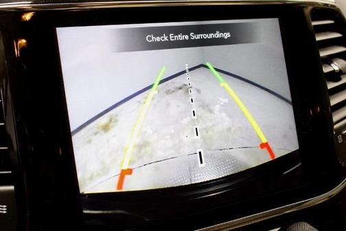 2022 Jeep Grand Cherokee LAREDO