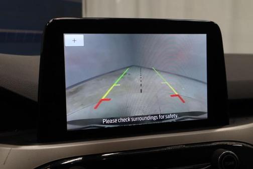 OXFORD WHITE 2021 Ford Escape SE